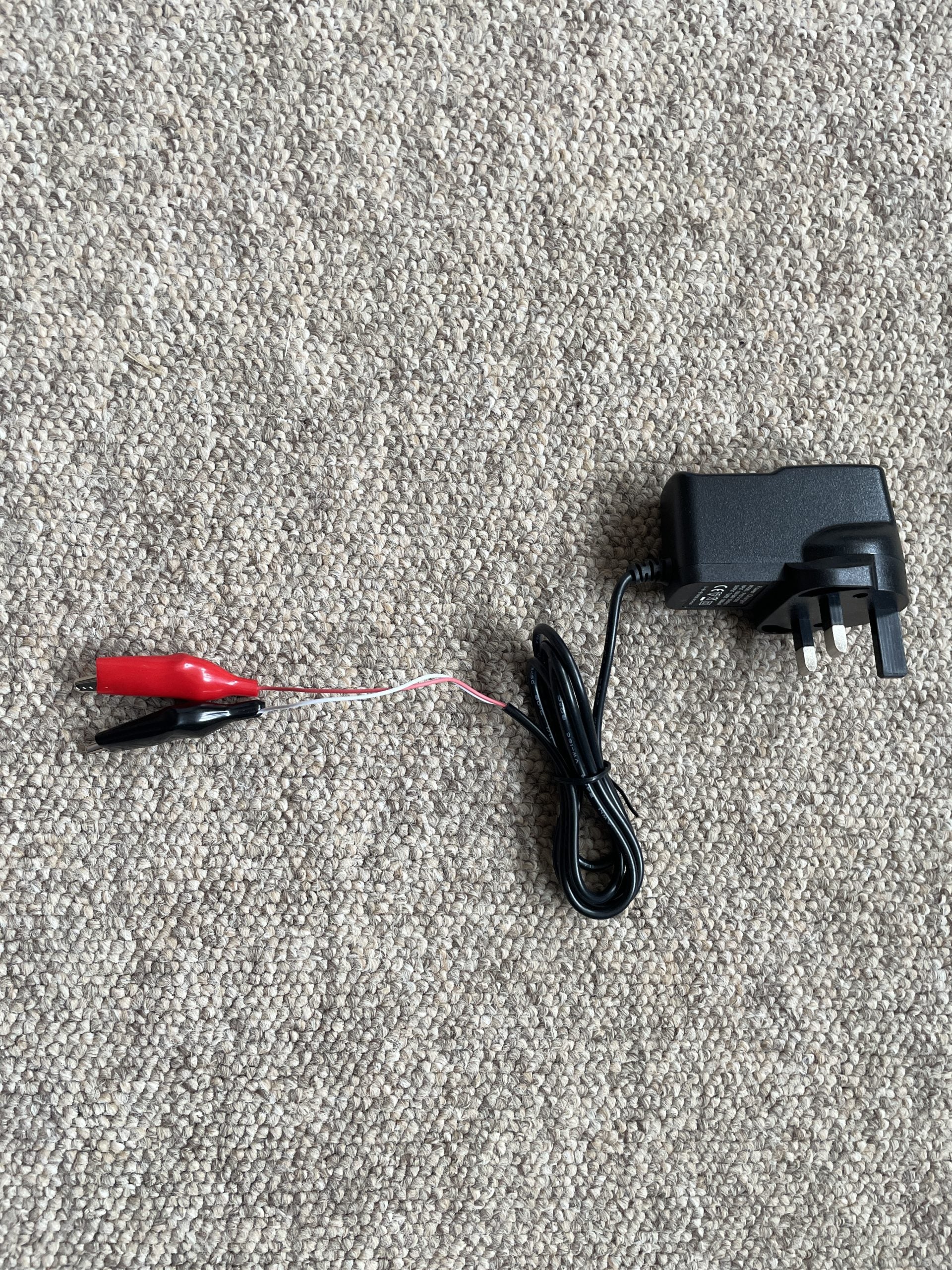 6V BATTERY CHARGER CROC CLIP - Image 4