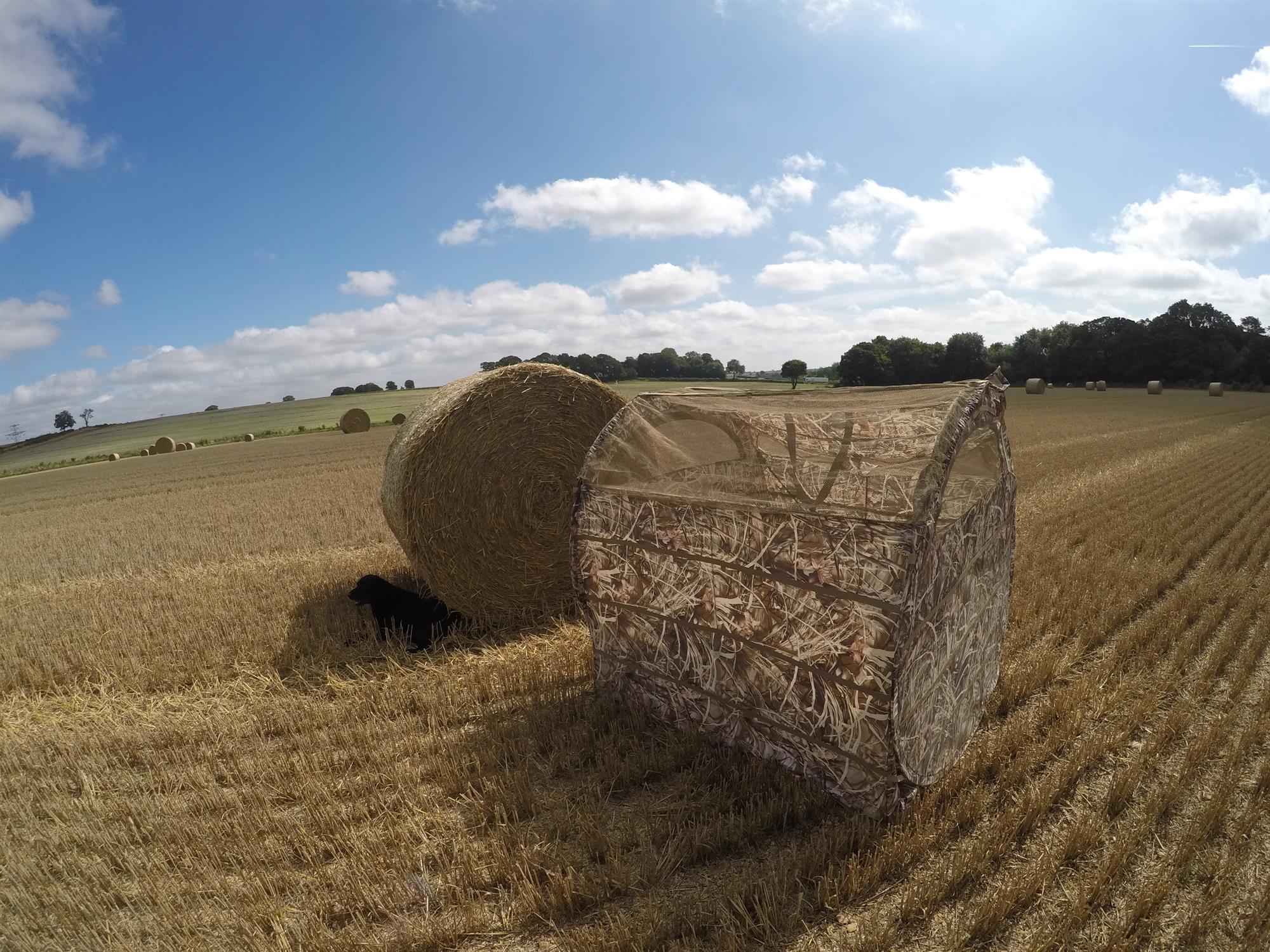 Bale Blind Pop Up Pigeon Hide Hunting Straw - Image 3