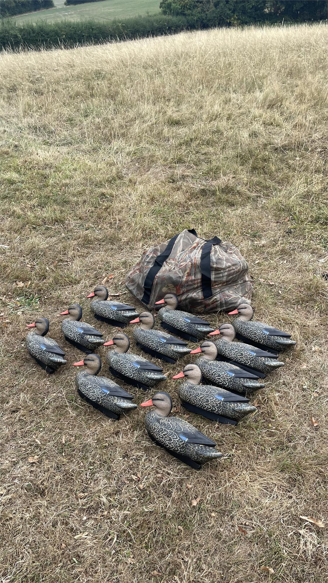 CAMO MESH NET BAG FOR DECOYS WITH SHOULDER STRAPS - Image 3