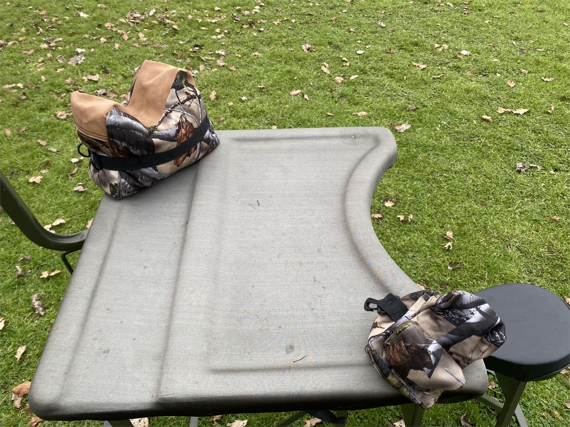 CAMO TWO PIECE RIFLE REST SET - Image 9