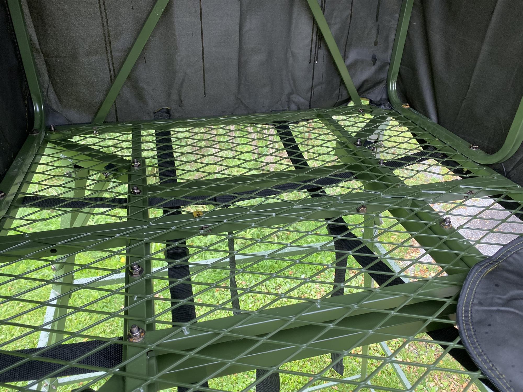 Covered Double Free Standing High Seat – Enclosed Hunting Tower with Water-Resistant Cover - Image 12