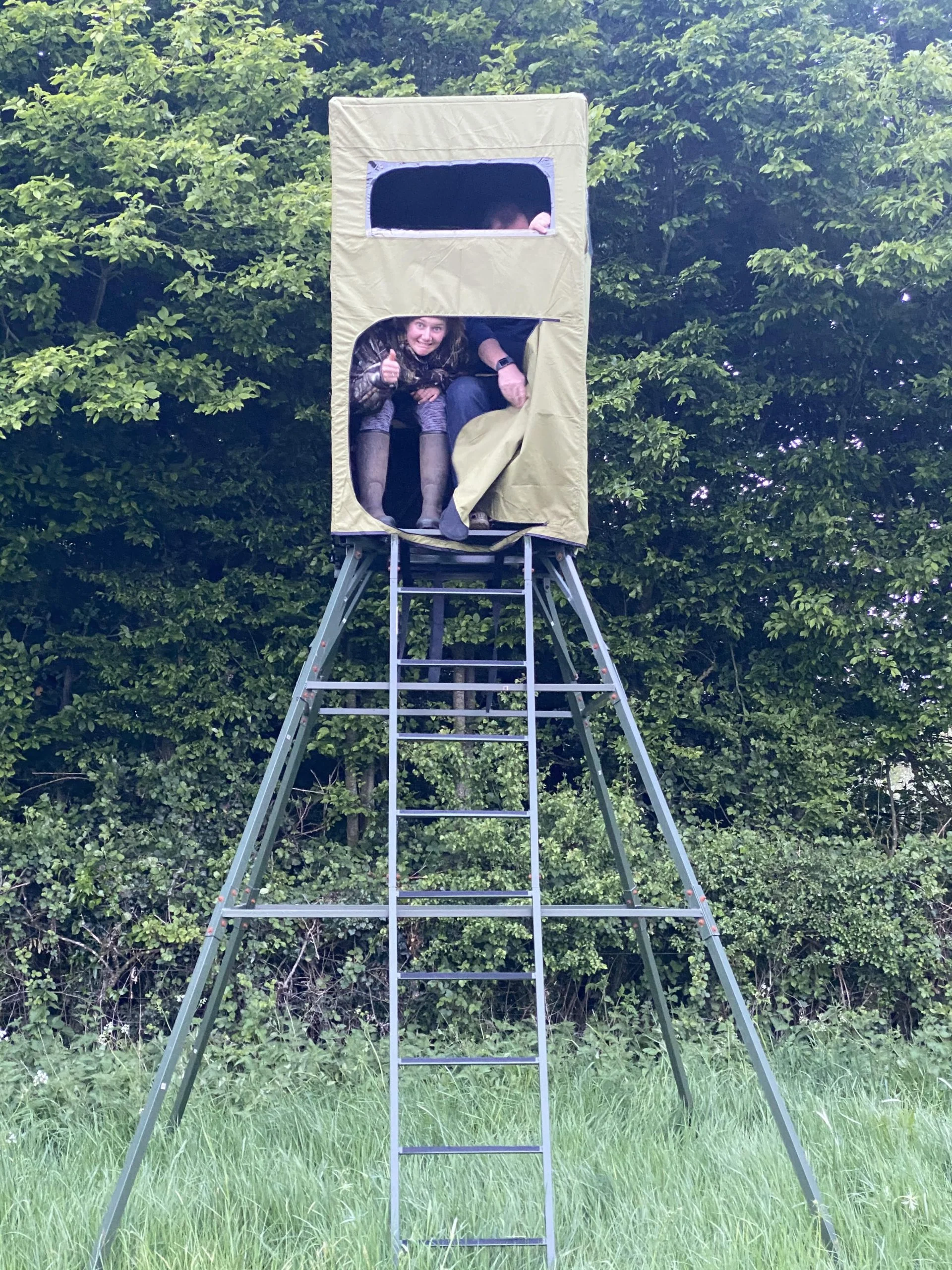 Covered Double Free Standing High Seat – Enclosed Hunting Tower with Water-Resistant Cover - Image 14