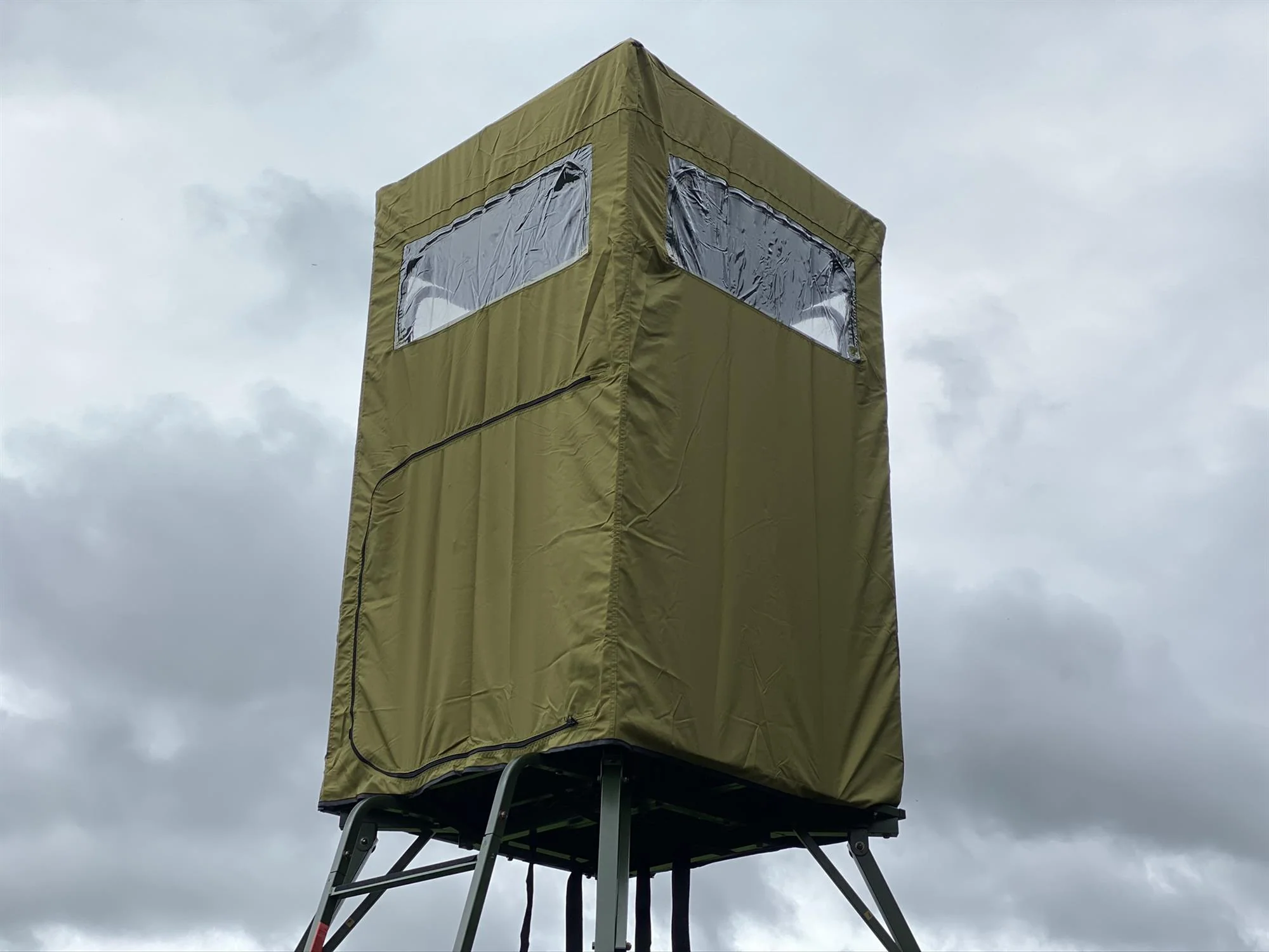 Covered Double Free Standing High Seat – Enclosed Hunting Tower with Water-Resistant Cover - Image 18