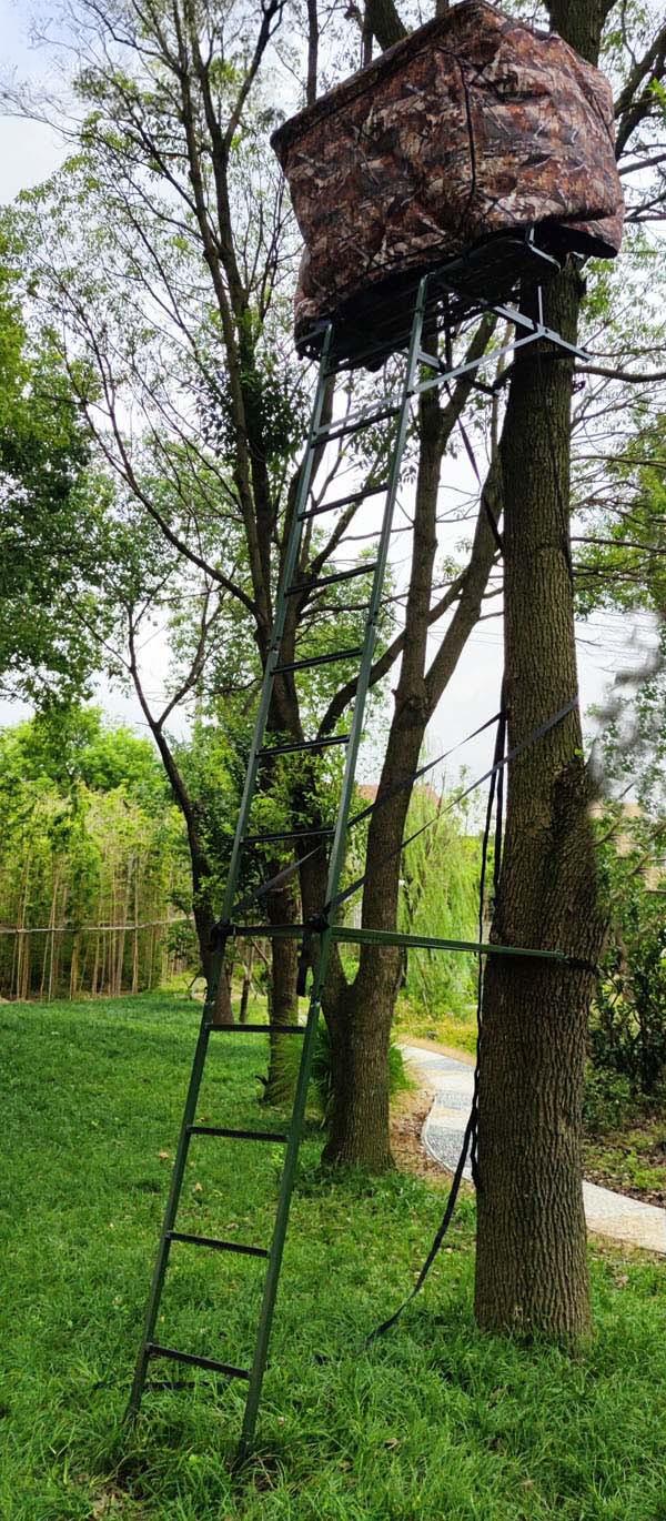 Covered Double Lean-To High Seat – 4.8m Camo Hunting Seat with Room for Two Hunters - Image 3