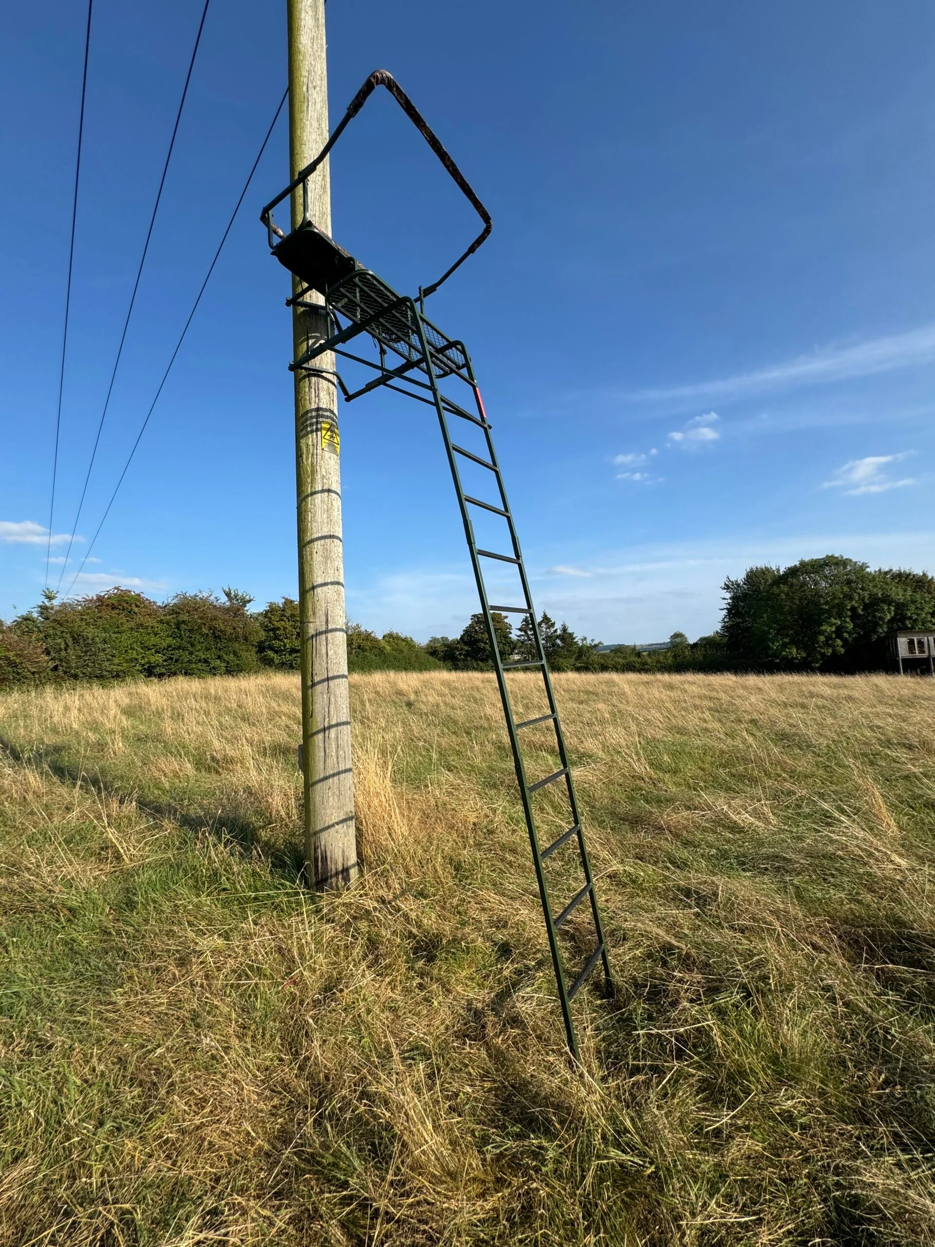 Double Lean To High Seat Two Man Ladder Stand with Padded Seating Galvanised - Image 9