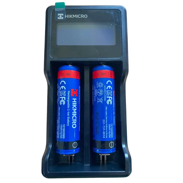 HIKMICRO USB LCD Intelligent Battery Charger & 2x 18650 Batteries