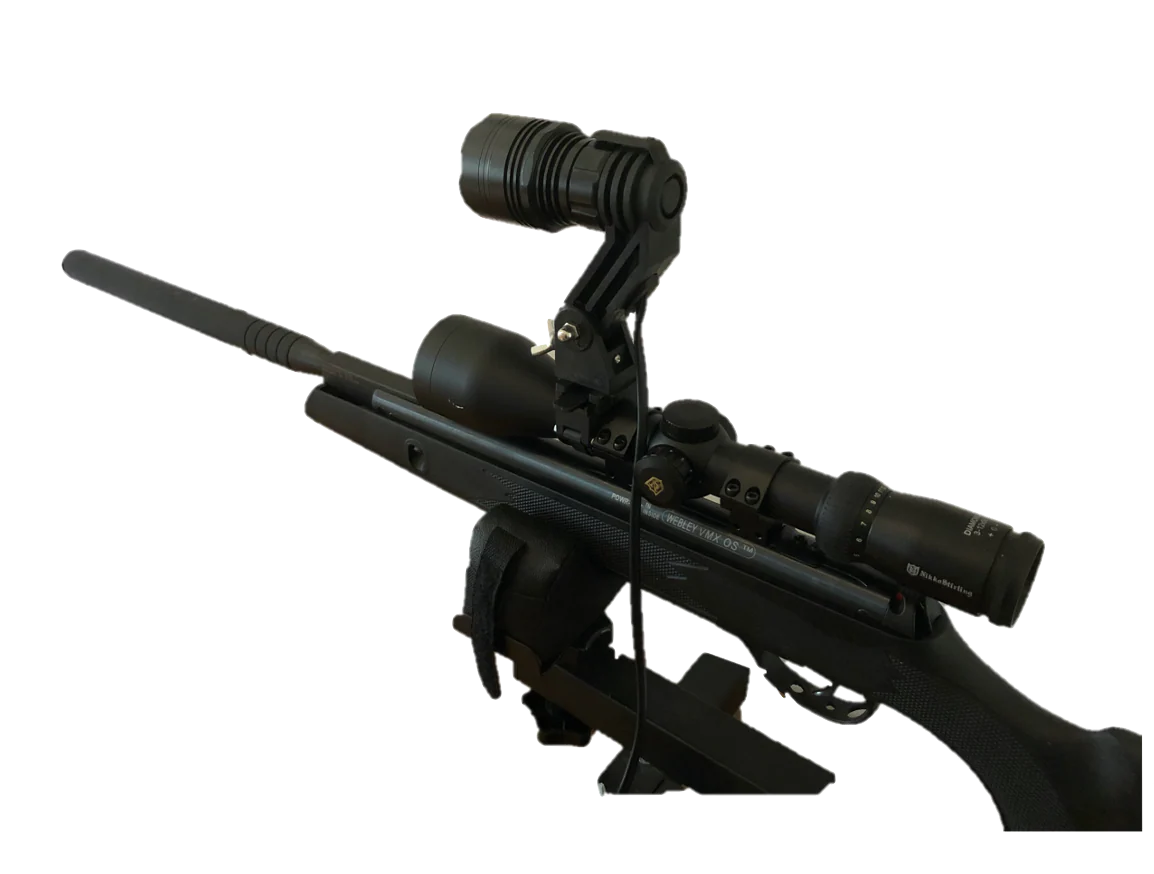 LED Handheld and Scope Mounted Lamp 300m+ - Image 15