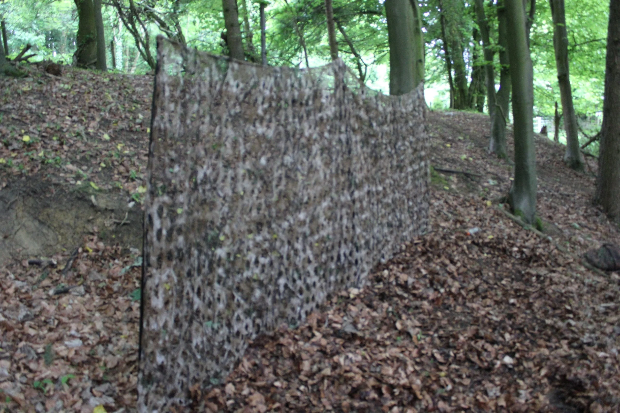 WINTER STEALTH CAMO NETTING 5M x 1.5M - Image 2