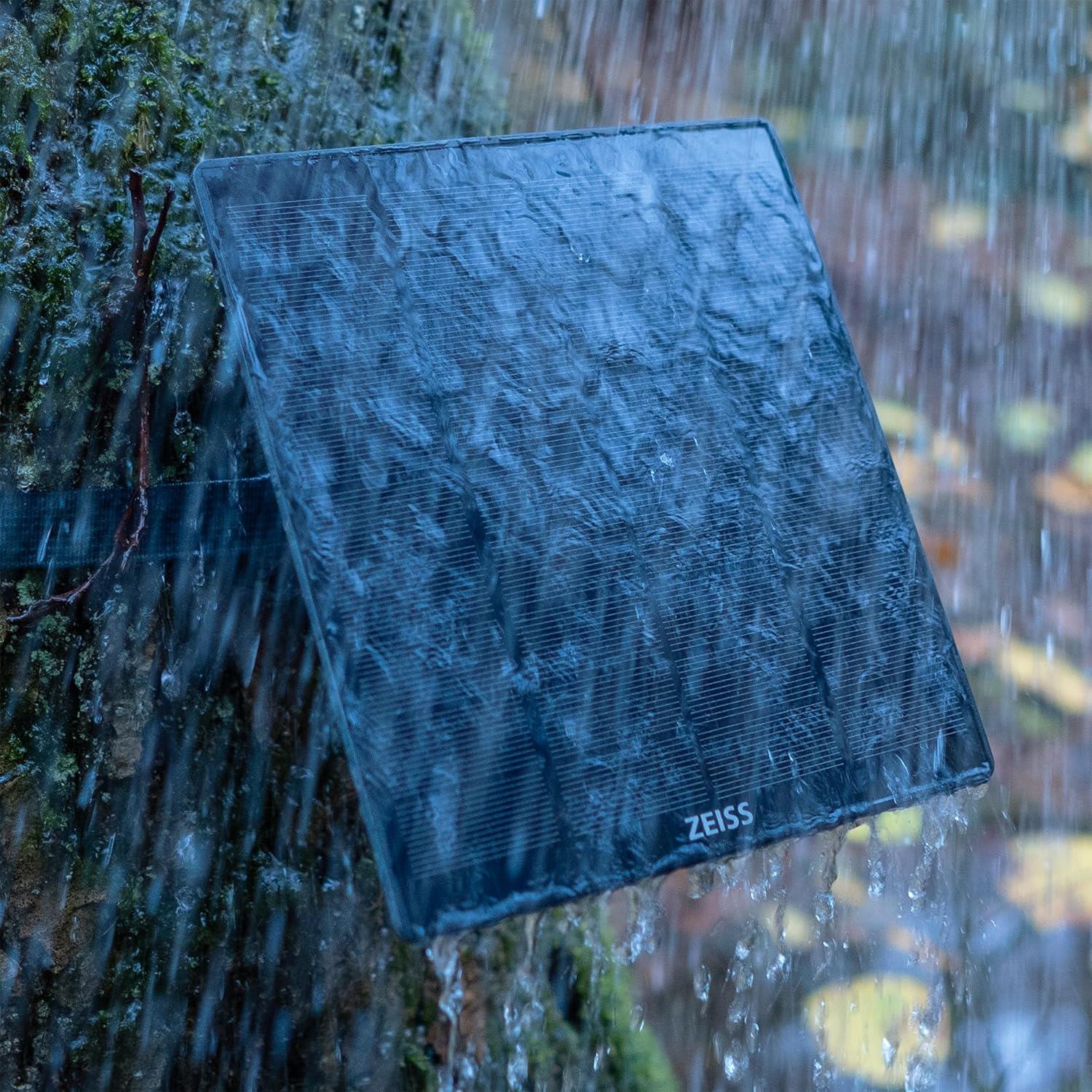 Zeiss Solar Panel Pro 10000 mAh Solar Charger - Image 3