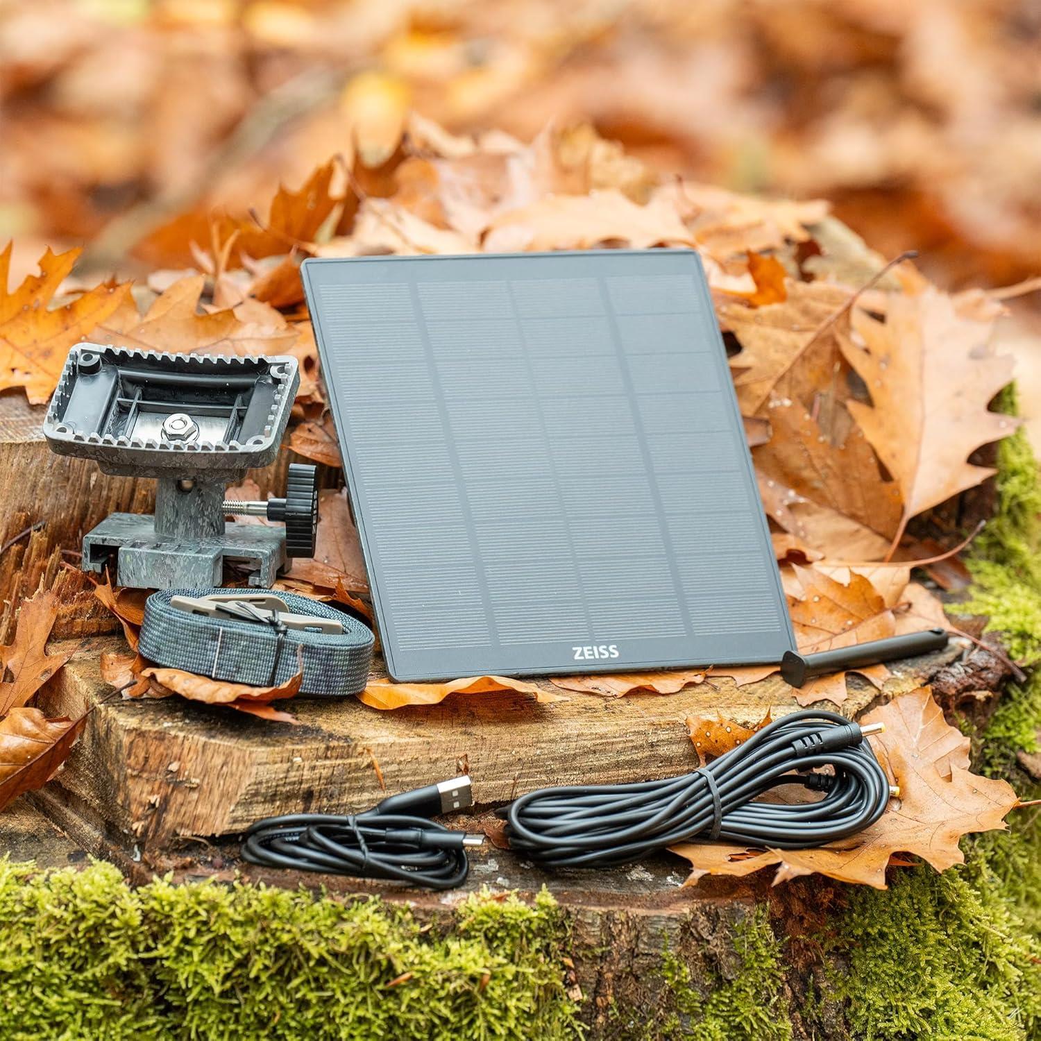 Zeiss Solar Panel Pro 10000 mAh Solar Charger - Image 6