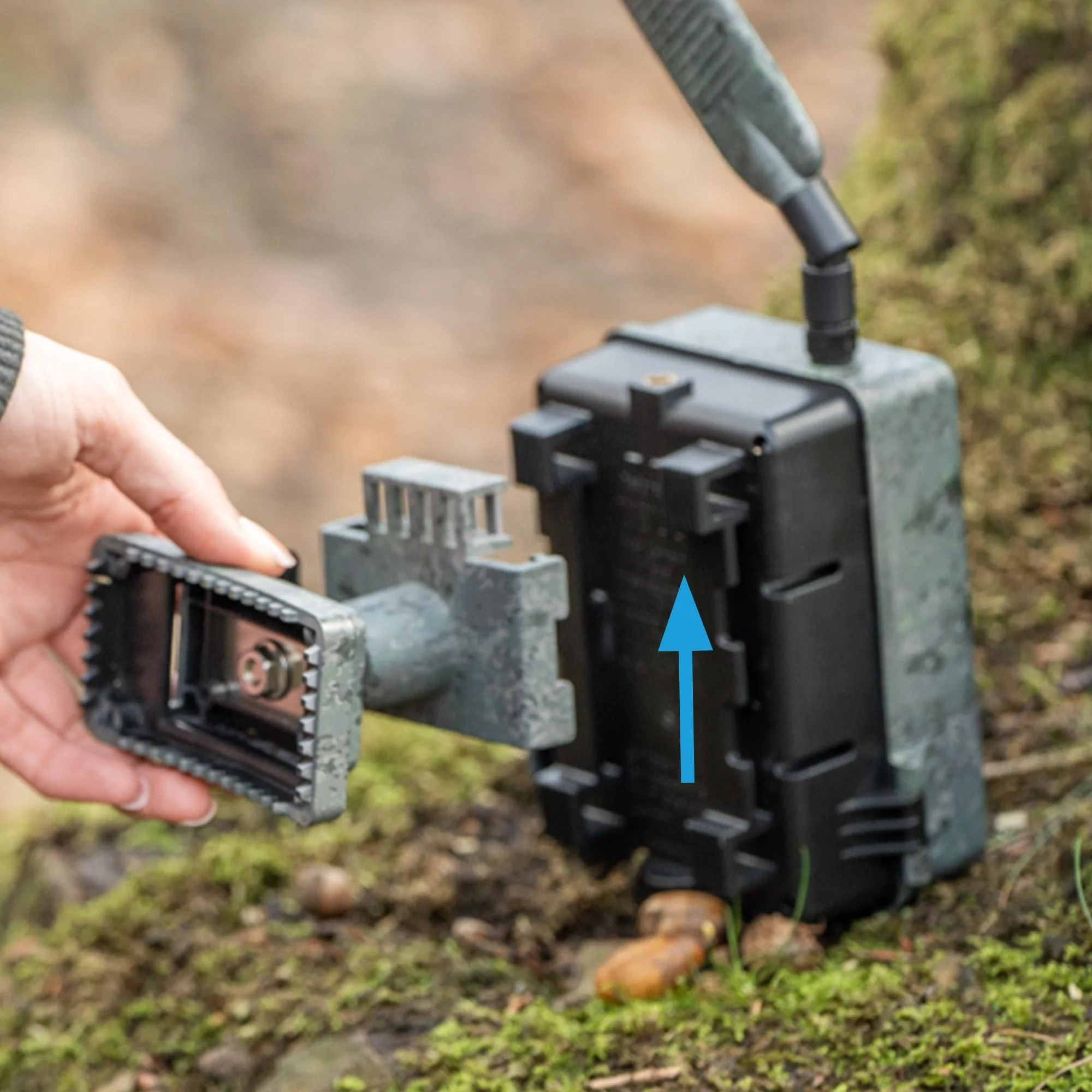ZEISS Vari-Mount Trail Camera & Solar Panel Mount - Image 6
